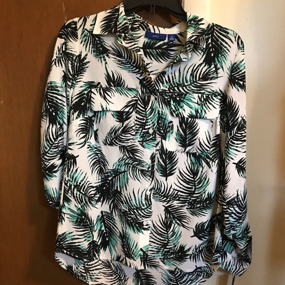 🔴LAST CHANCE 🔴 Apt 9 XS collared convertible top